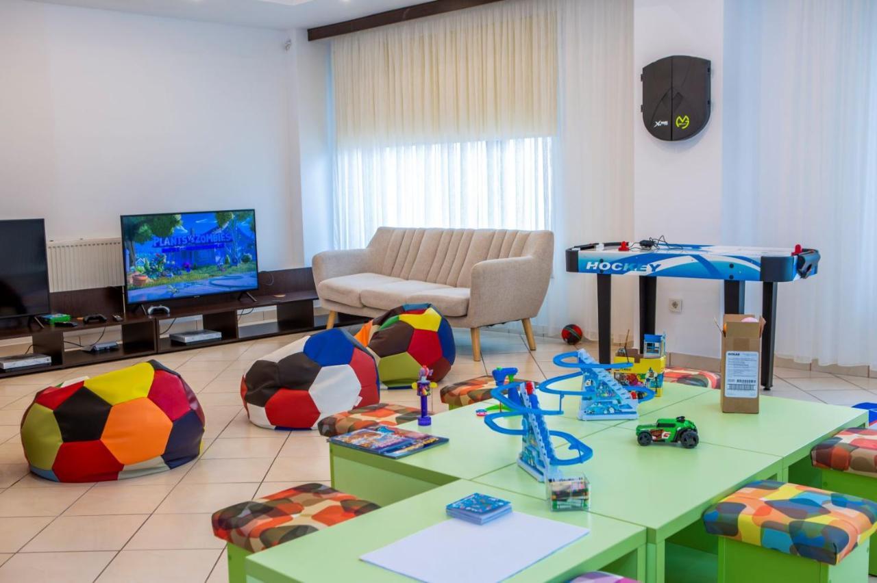 Hotel La Dolce Vita Zărneşti Εξωτερικό φωτογραφία
